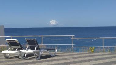 Whitehouse Lagun Apartments