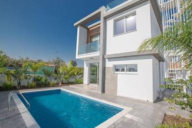 Villa Apollo Provoles - New and Beautiful 3 Bedroom Kapparis Villa with Private Pool