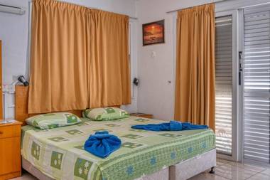 Apollonia Holiday Apartments - Serviced Hotel Apartments