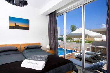 Luxury Cyprus Villa Marine Villa Private Pool Sea Front 1 BDR Paphos