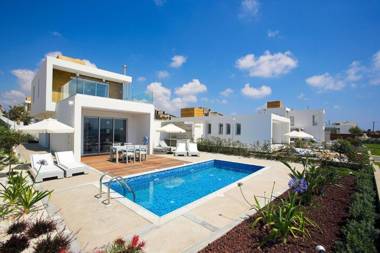 Luxury Cyprus Villa Turquoise Villa Private Pool Sea View 1 BDR Paphos