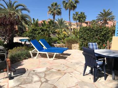 Spacious 2 bed groundfloor apartment in Limnaria Gardens