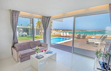 Dome Beach Hotel & Resort