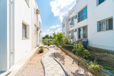 Luxury Two-Bedroom Apartment with Private Garden Lukomorye C1