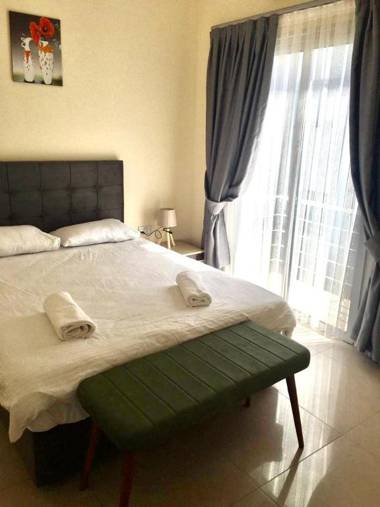 Luxury Two-Bedroom Apartment in amazing place Lukomorye C4