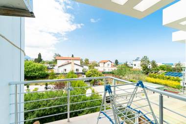 Luxury Two-Bedroom Apartment in amazing place Lukomorye C4