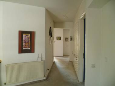 Room in Guest room - Datacom House - The Sky Blue Room