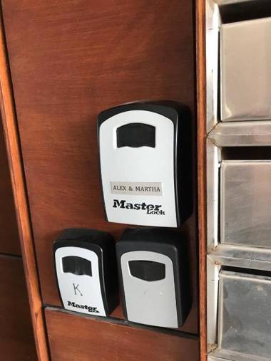 Ithaki Phinikoudes Apartment No. 102