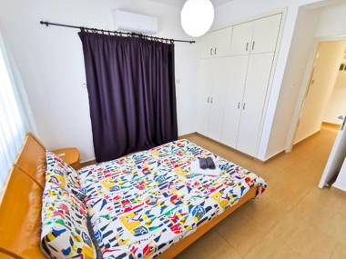 Off Course Seaview Apartment