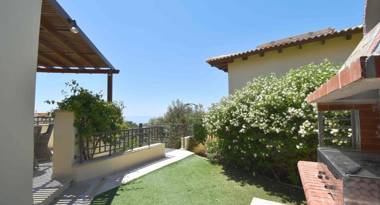 3 bedroom Villa Lania with golf course and sea views Aphrodite Hills Resort