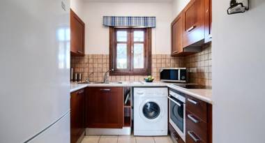 2 bedroom Apartment Helena with private garden Aphrodite Hills Resort