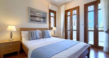 2 bedroom Apartment Chloe with communal pool Aphrodite Hills Resort