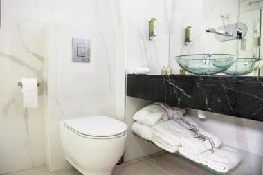 Napa Mermaid Hotel & Suites