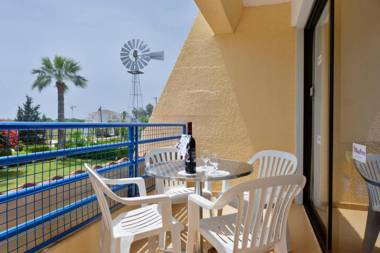 Napa Prince Hotel Apts