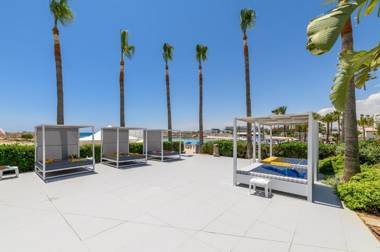 Tasia Maris Sands (Adults Only)