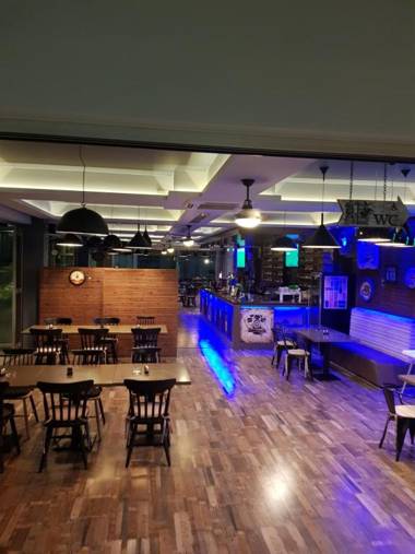 Euronapa Hotel Apartments