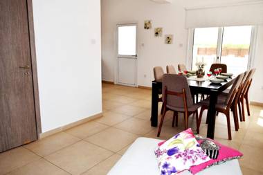 Nissi Villa Ourania