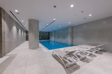 Seasons Hotel (Adults Only)