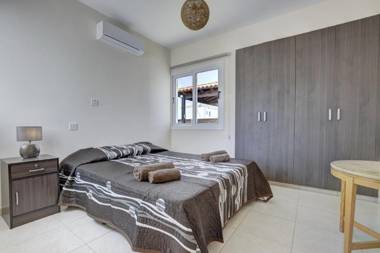 Nissi Palms Villa