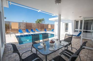 Villa Mavris - Lovely 4 Bedroom Villa with Private Pool in Central Ayia Napa