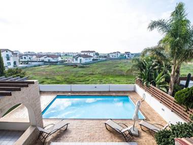 Villa Aloriti Enas - Stunning 3 Bedroom Ayia Thekla Villa with Private Pool - Close to the Beach