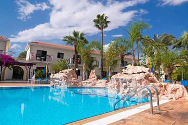 Loutsiana I & II Deluxe Apartments