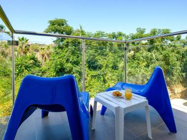Romantic vacation flat for two in the middle of charming Ayia Napa All yours