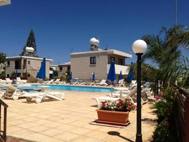 Maricosta Apartments