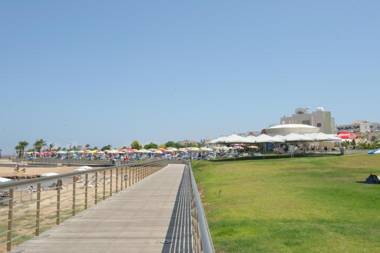 Polyxenia Isaak Luxury Villas and Apartments