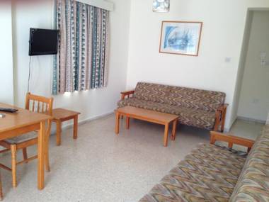 Constantaras Apartments