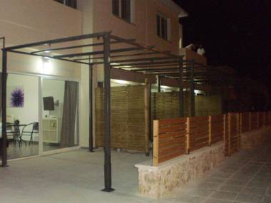 Sunny Holiday Apartments