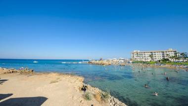 Pernera Holiday Villa 015