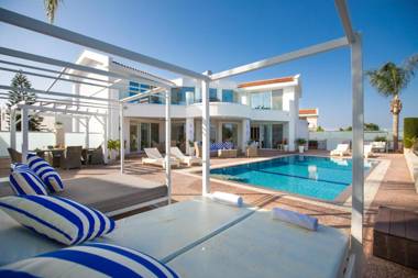 Protaras Holiday Villa 113