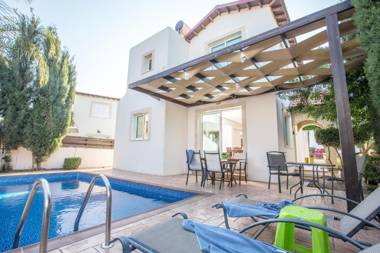 Katerina Luxury Villas