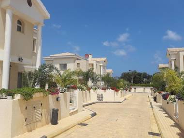 Anthorina Villa 10