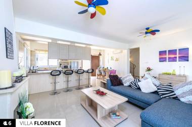 Blue Water Bay Villas