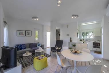 Protaras Lemon Tree Villa