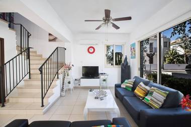 Villa Meganmodern 3bdr Villaclose To The Beach