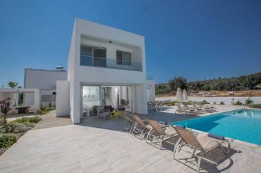 Villa Ochosto Eos - Luxury 5 Bedroom Protaras Villa with Private Pool - Close to the Beach
