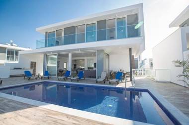Villa Olive Titan Brand NewExquisite 5BDR Protaras Villa with PoolClose to the Beach