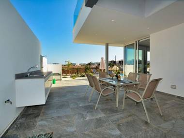 Villa Manta Chrysos - Brand New Luxury 3 Bedroom Protaras Villa with Private Pool