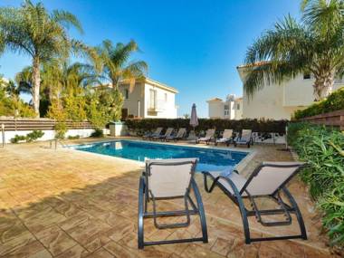 Villa Protaras Paralia Spacious 4BDR Central Protaras Villa Close to Fig Tree Bay Beach