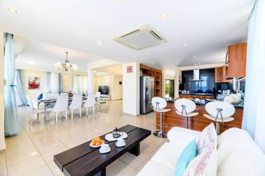 Royal Beachfront Villa