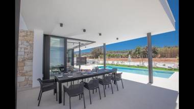 Protaras Elite Pearl Villa Ep16