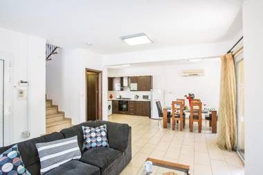 Protaras Holiday Villa Pv5