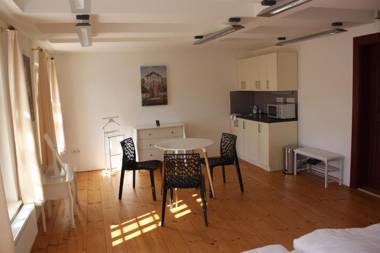 Jeschkeho vila a Lázeňský dům