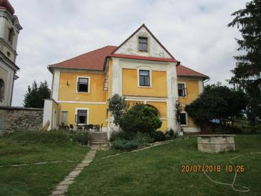 Fara Choustníkovo Hradiště