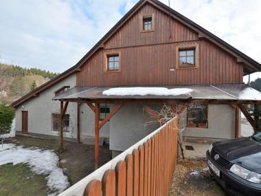 Lavish Cottage near Ski area in Cerny Dul