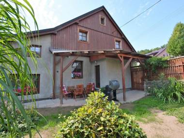 Modern Holiday Home in Cerný Dul with Private Garden