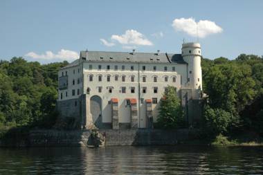 Resort Hotel Zvíkov